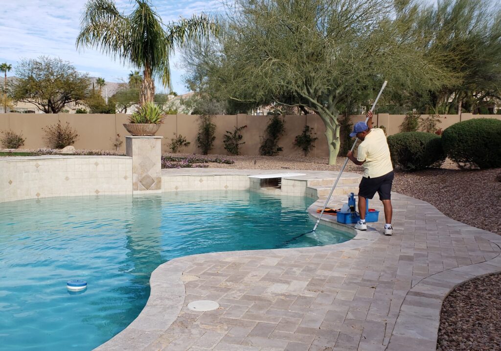 pool maintenance service 